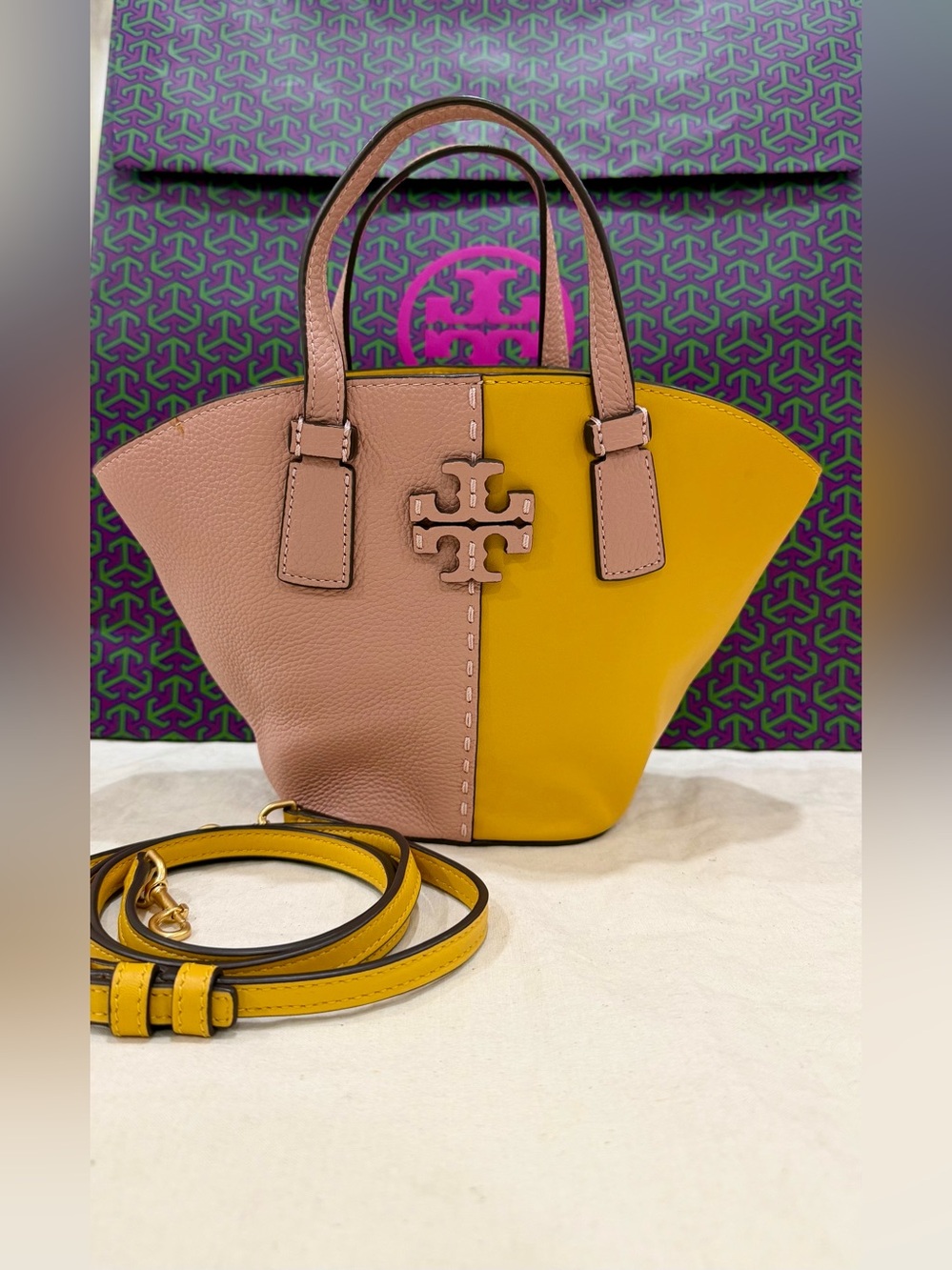 Tory Burch Mcgraw colorblock bucket bag